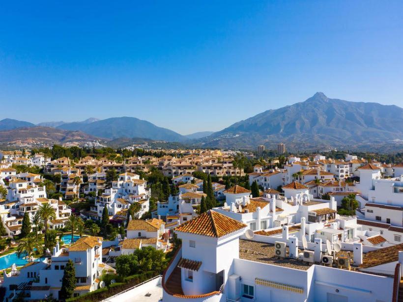 Marbella Hills公寓 外观 照片