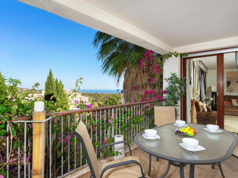 Marbella Hills公寓 外观 照片